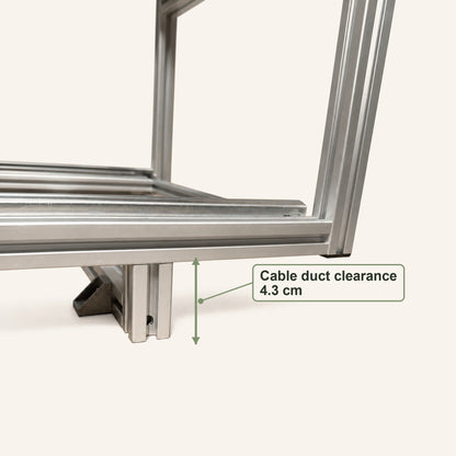 Détail du passage libre de 4,3 cm au-dessus de la goulotte